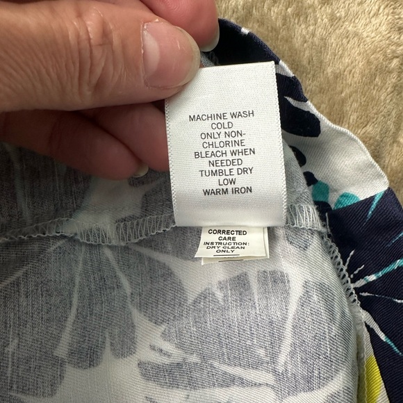 Banana Republic Factory Mini Skirt size 4 - Picture 9 of 9